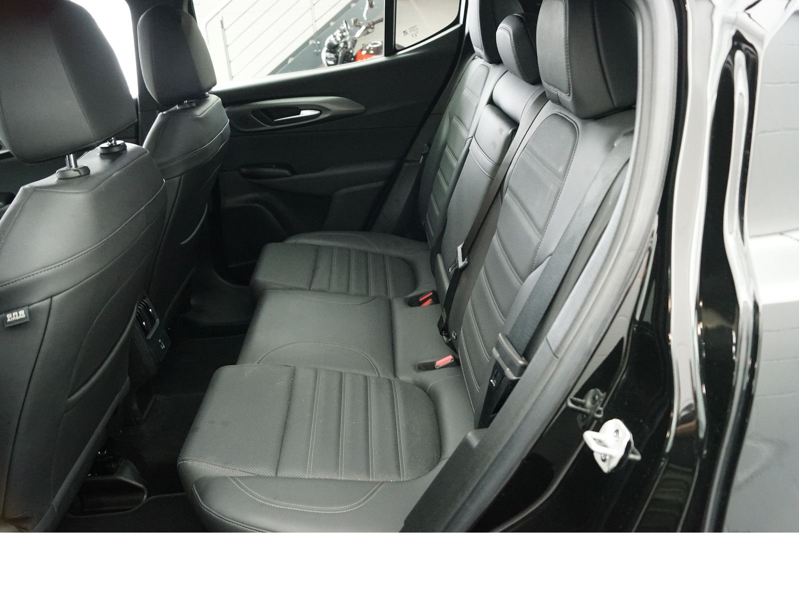 Alfa Romeo Tonale 1.6 VGT-D Ti LEDER FULL LED Harman-Kardon