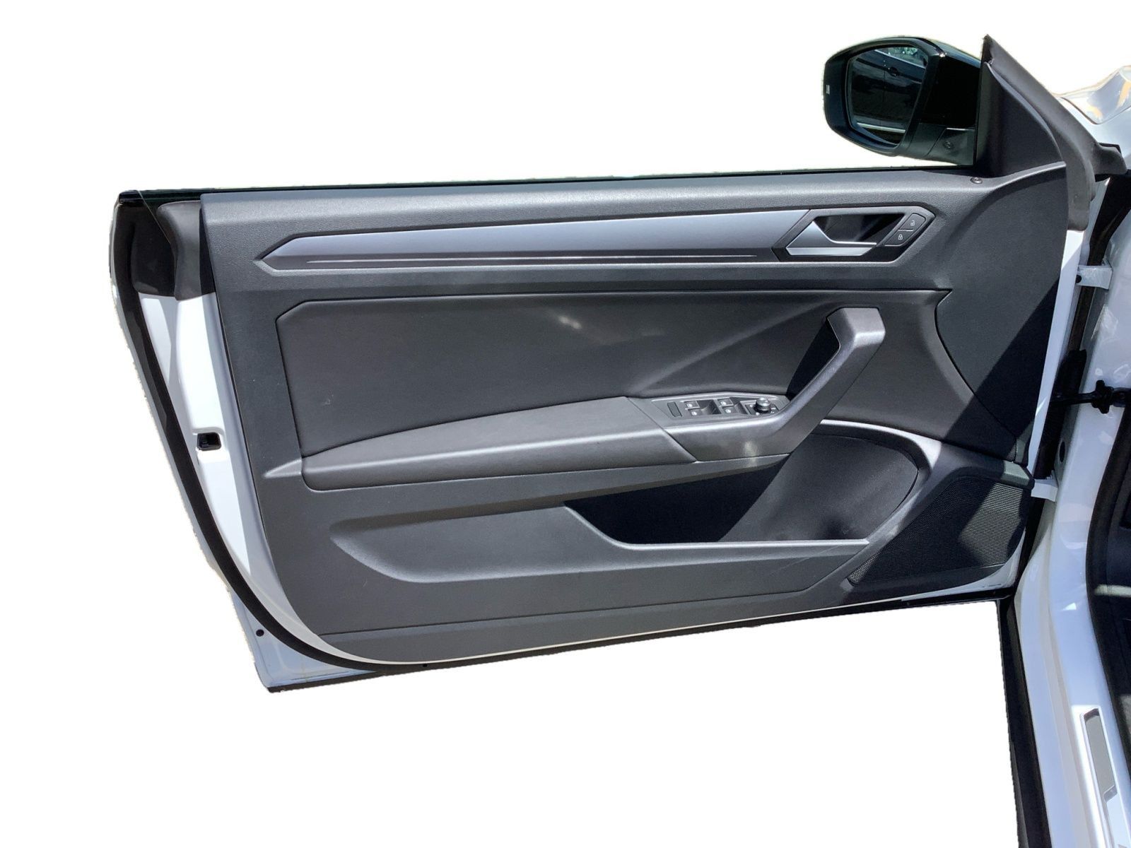 Volkswagen T-Roc R-Line - Samsaru's Car Outlet