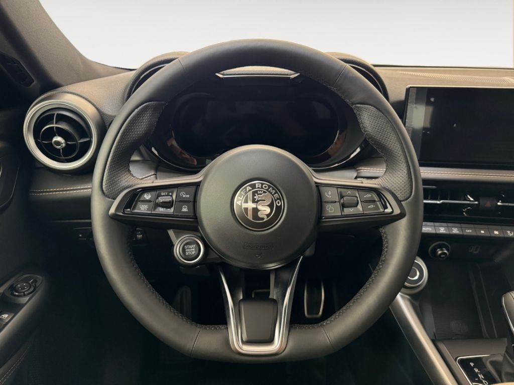 Alfa Romeo Tonale Plug-In NAVI SHZG LHZG 360°KAM EL.HECKKL
