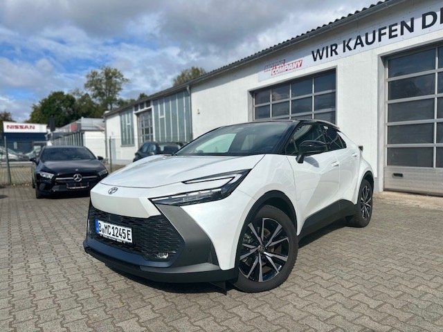 Toyota C-HR 2,0l Plug-In Hybrid 4x2 Black&White