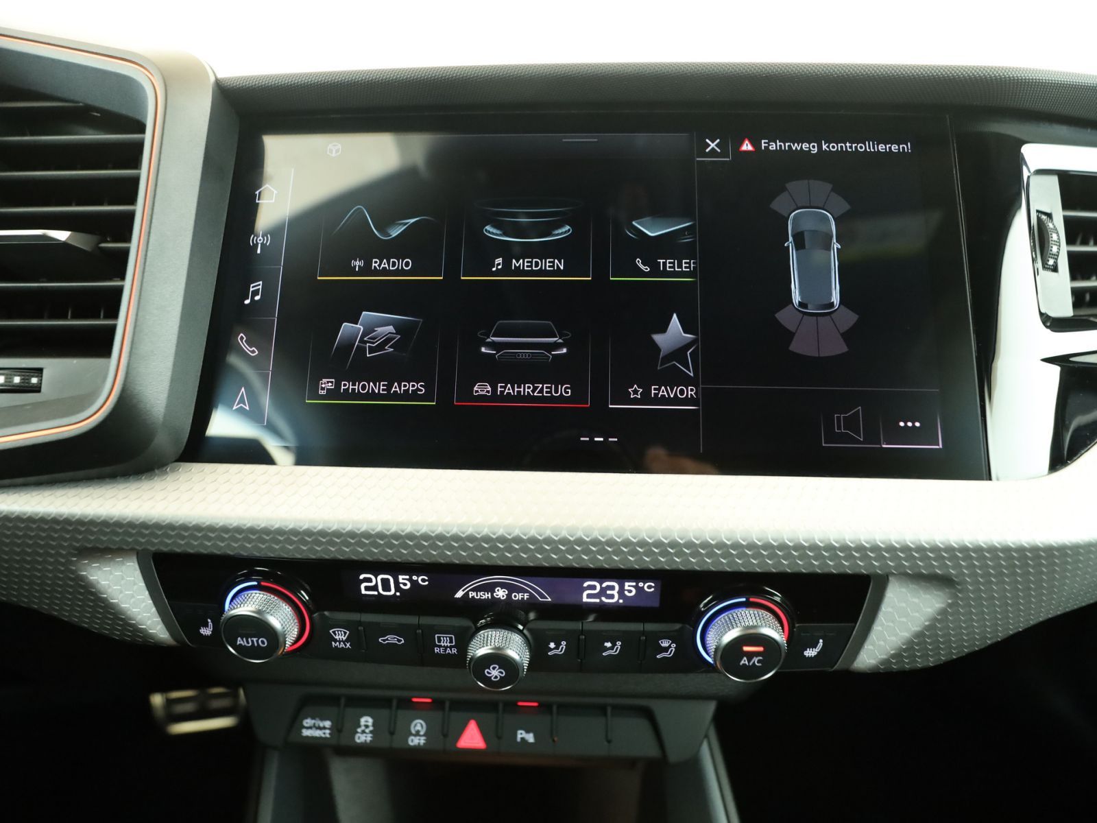 Audi A1 Sportback 40 TFSI S line - Samsaru's Car Outlet
