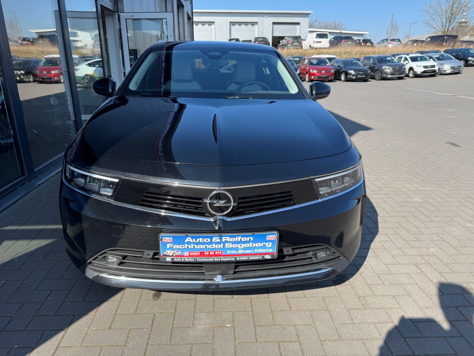 Opel Astra L Lim. 1.2 AUTOMATIK Elegance - Samsaru's Car Outlet