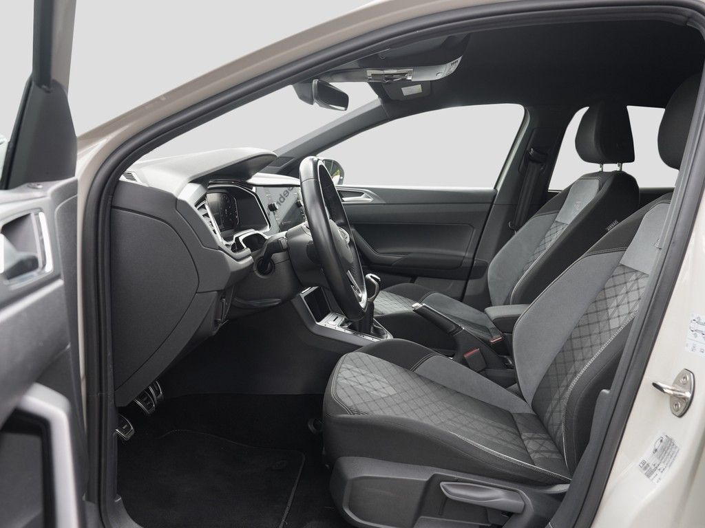 Volkswagen Taigo 1.0 TSI R-line - Samsaru's Car Outlet