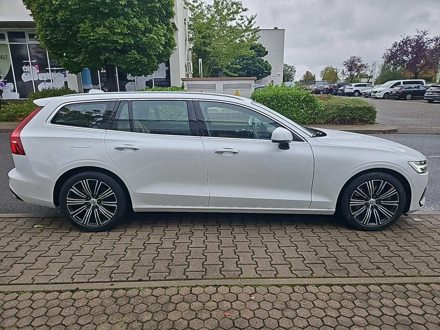 Volvo V60 T6 AWD Inscription Plug-In SK124