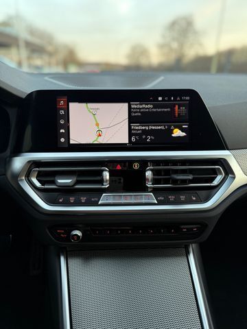 BMW 320 d xDrive M Sport Ambiente Life ALL BLACK - Samsaru's Car Outlet