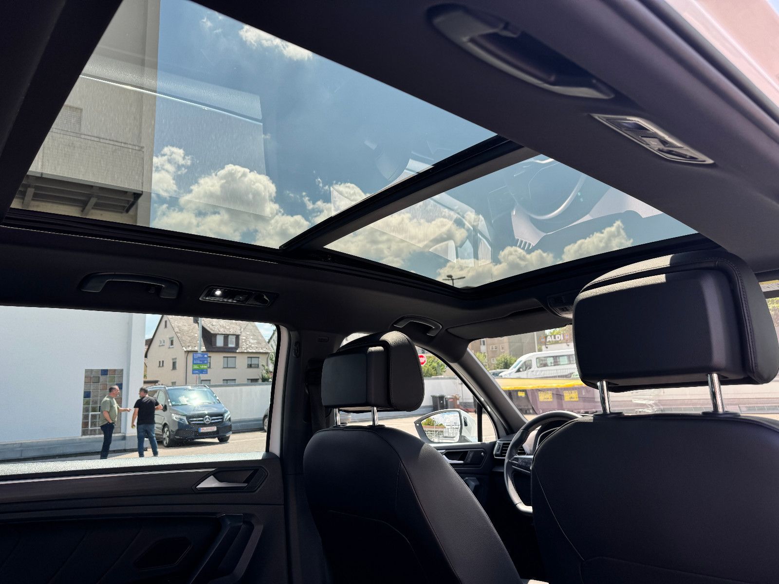 Seat Tarraco 2.0 TDI Xcellence - Samsaru's Car Outlet