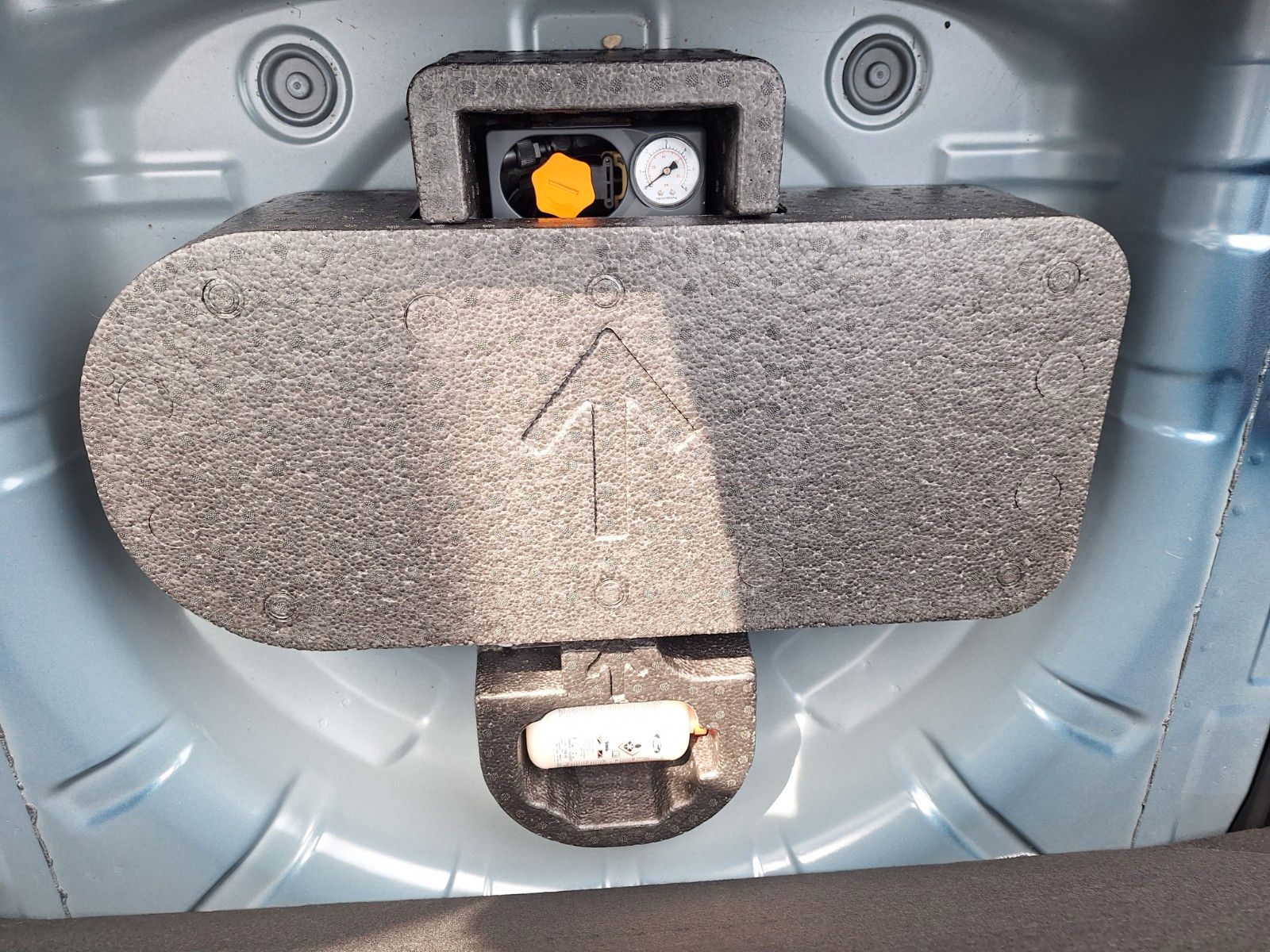 Ford Focus Turnier ST-Line X AHK NAVI LED PDC RFK LMF