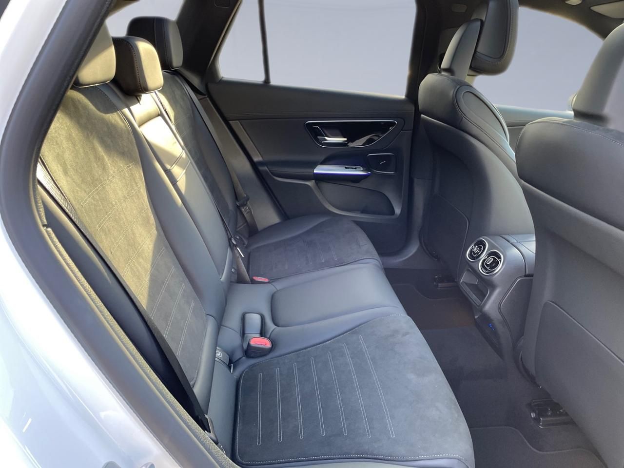 Mercedes-Benz GLC 220 d 4MATIC AMG-EDITION - Samsaru's Car Outlet