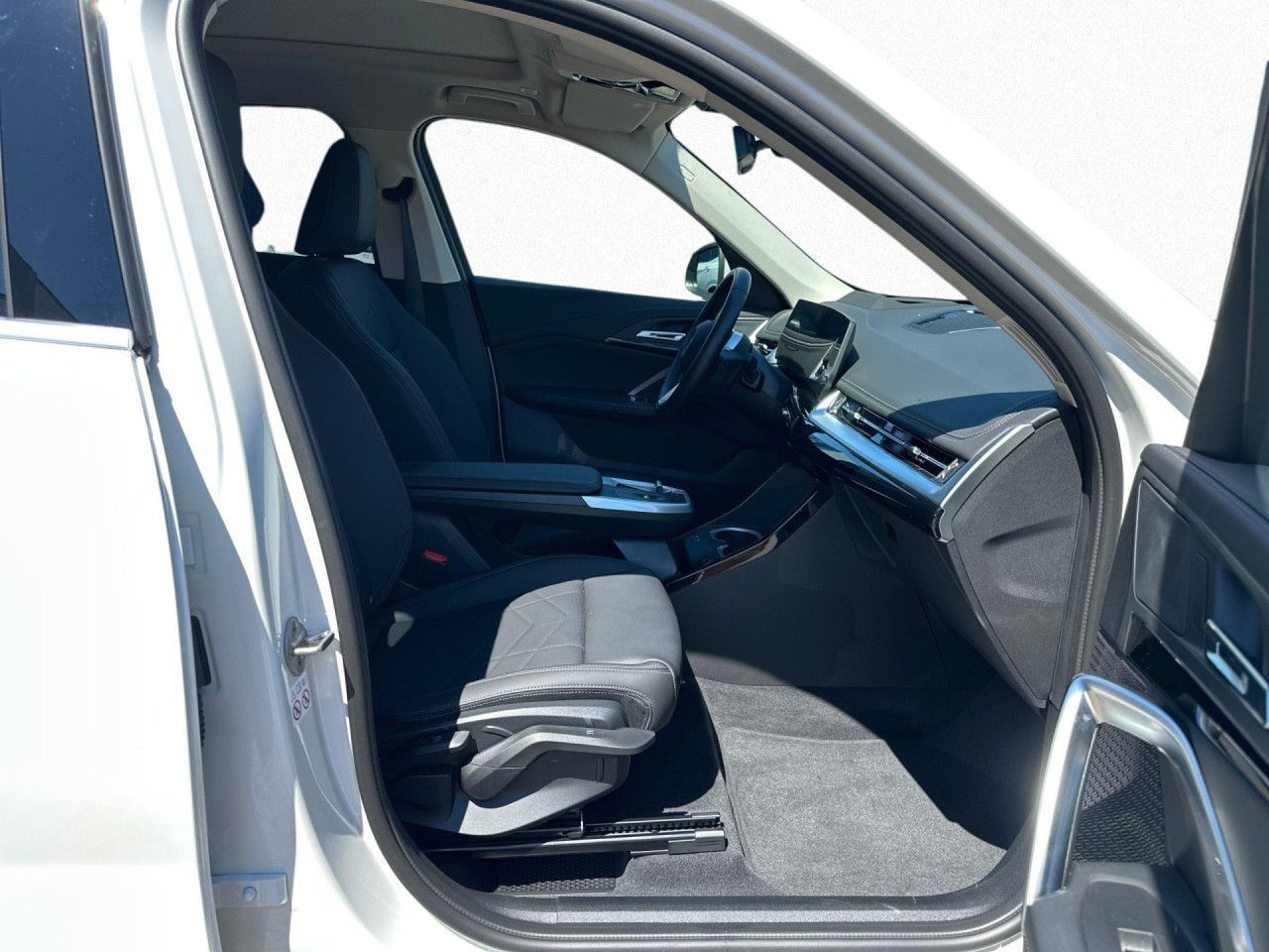 BMW X1 xDrive 20d X Line - Samsaru's Car Outlet