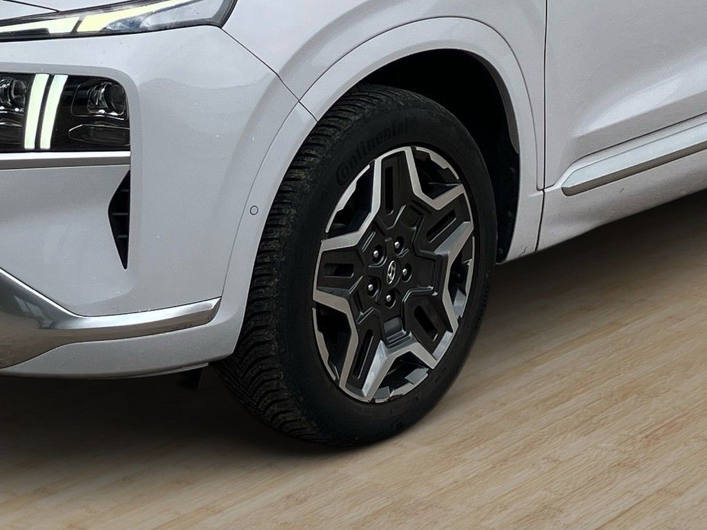 Hyundai Santa Fe HEV Signature Hybrid - Samsaru's Car Outlet