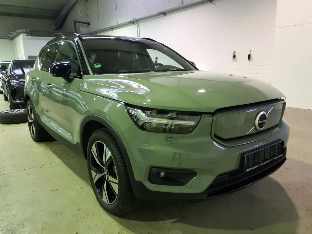 Volvo XC40 RECHARGE R DESIGN - Samsaru's Car Outlet