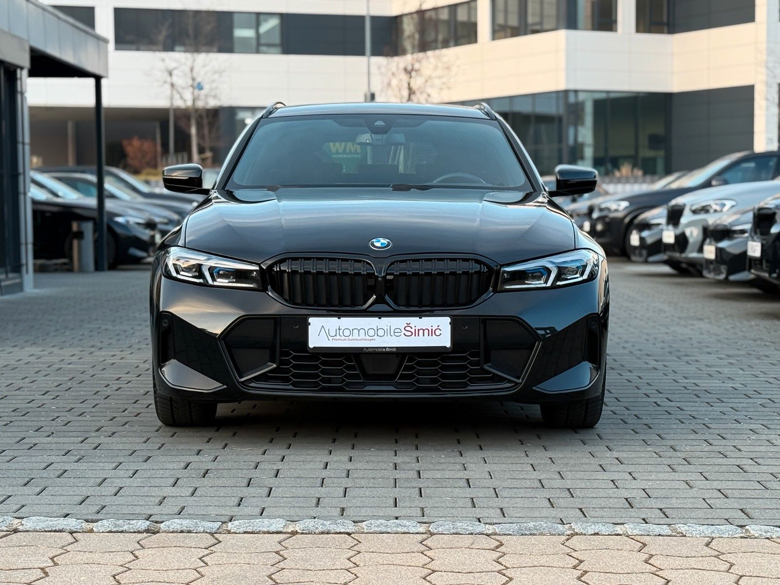 BMW 320i M Sport 18" HuD AHK ACC 360° LED+