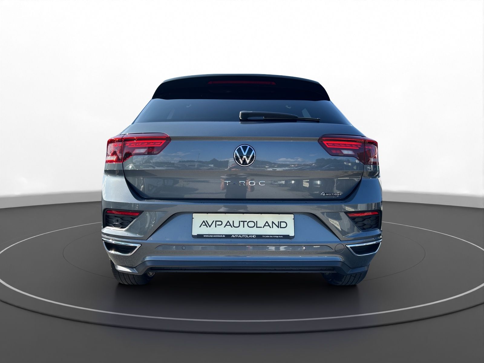 Volkswagen T-Roc 2.0 TSI DSG 4MOTION sport - Samsaru's Car Outlet