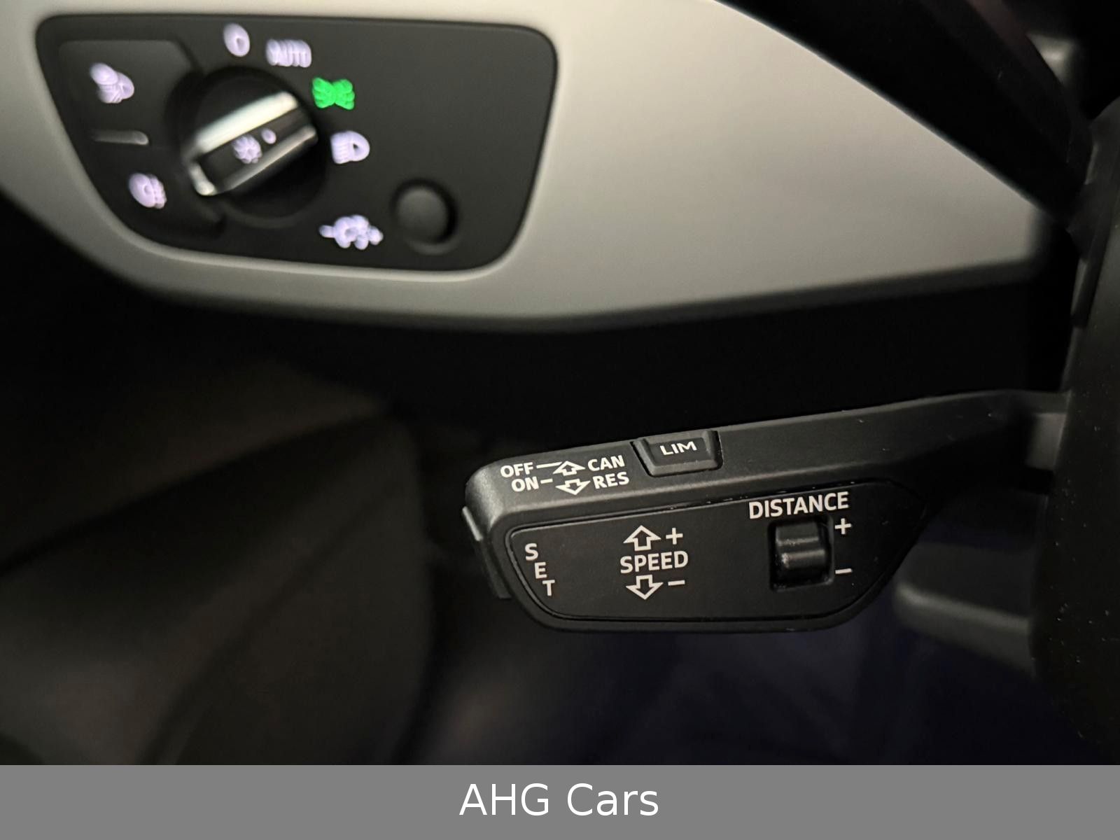 Audi A4 40 Avant S line quattro 2.0 TFSI - Samsaru's Car Outlet