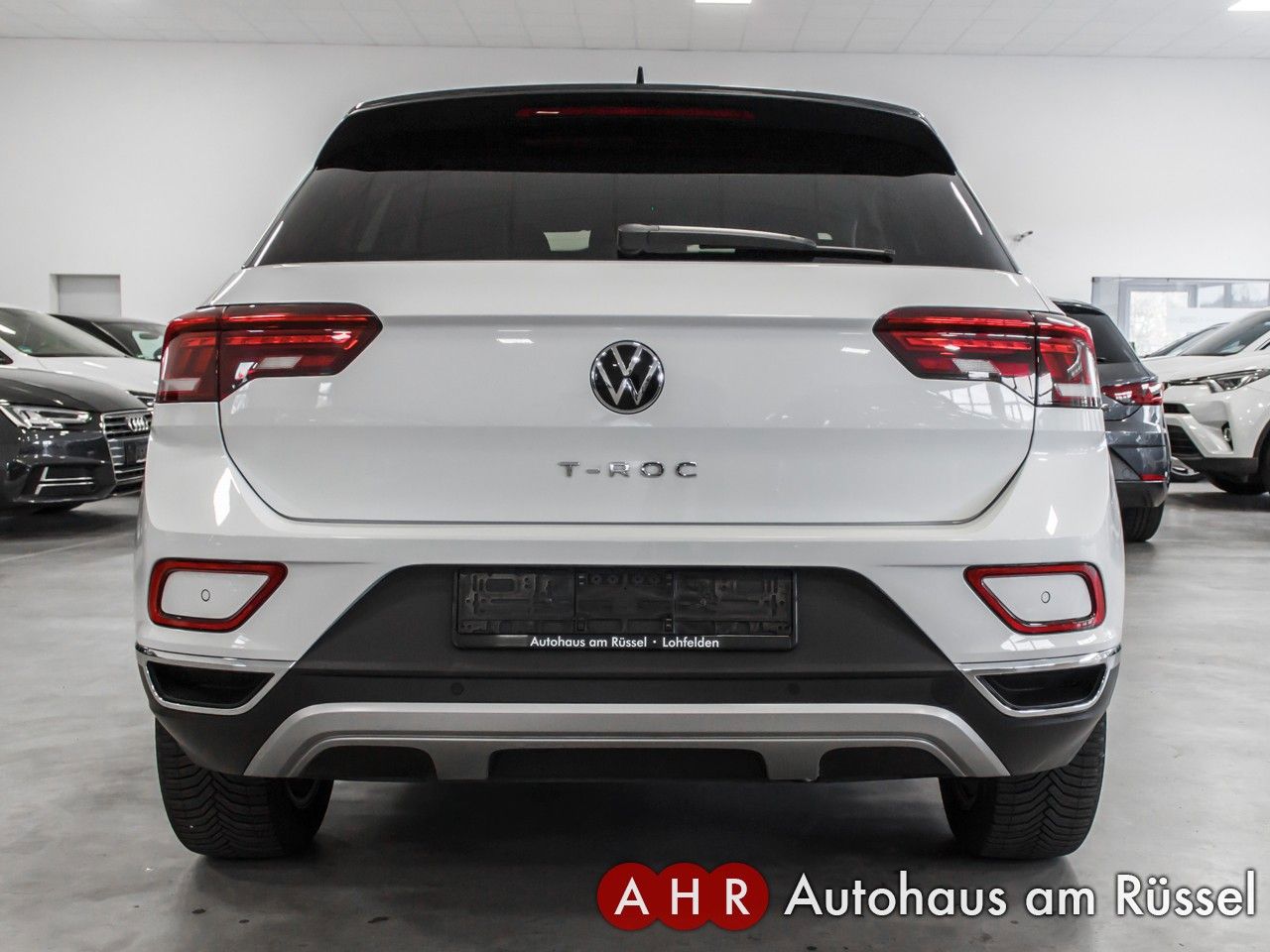 Volkswagen T-Roc Style 1.5 TFSI DSG - Samsaru's Car Outlet