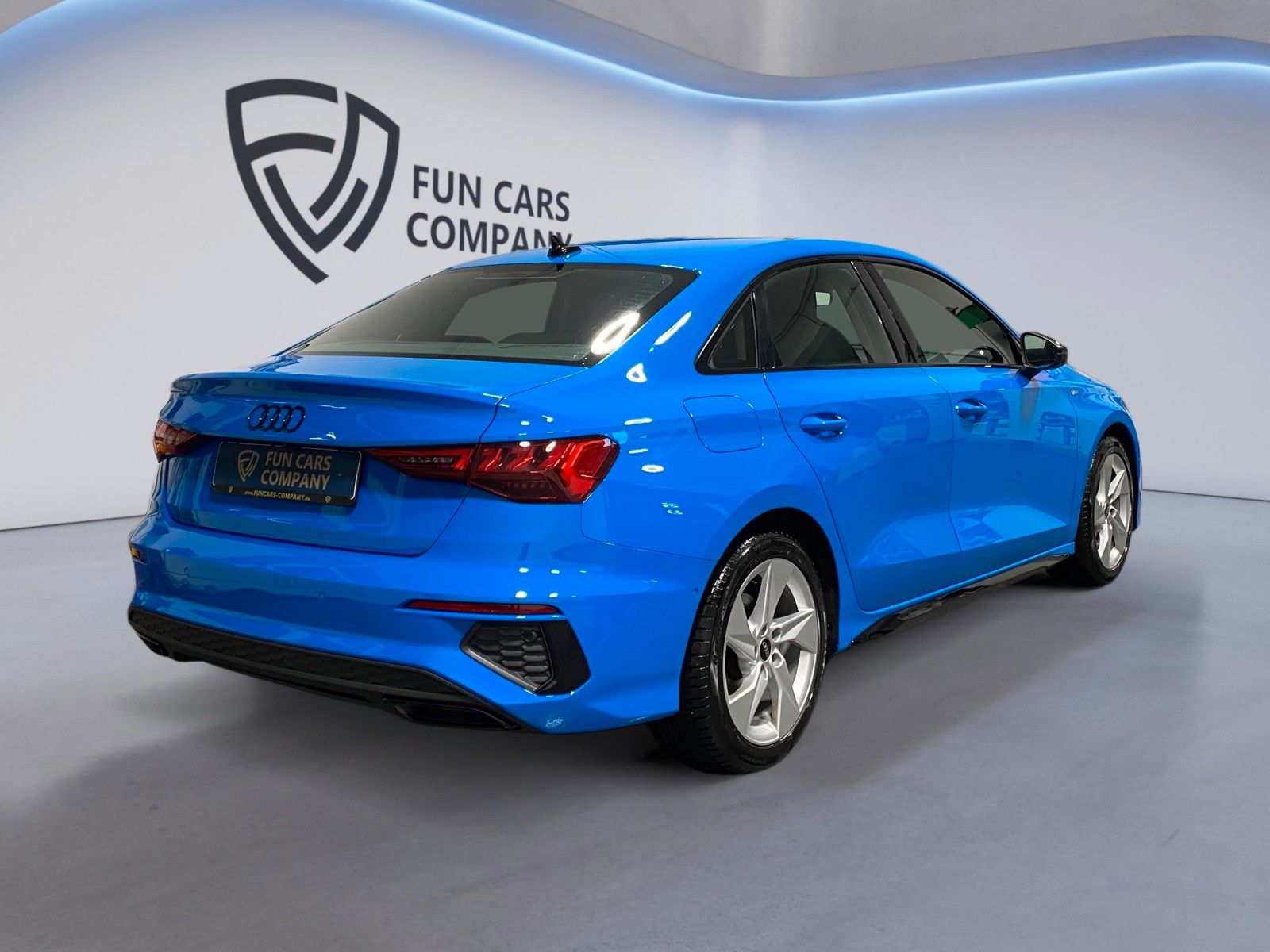 Audi A3 Limousine 35 TFSI S line S-Tron LED AHK Kamer