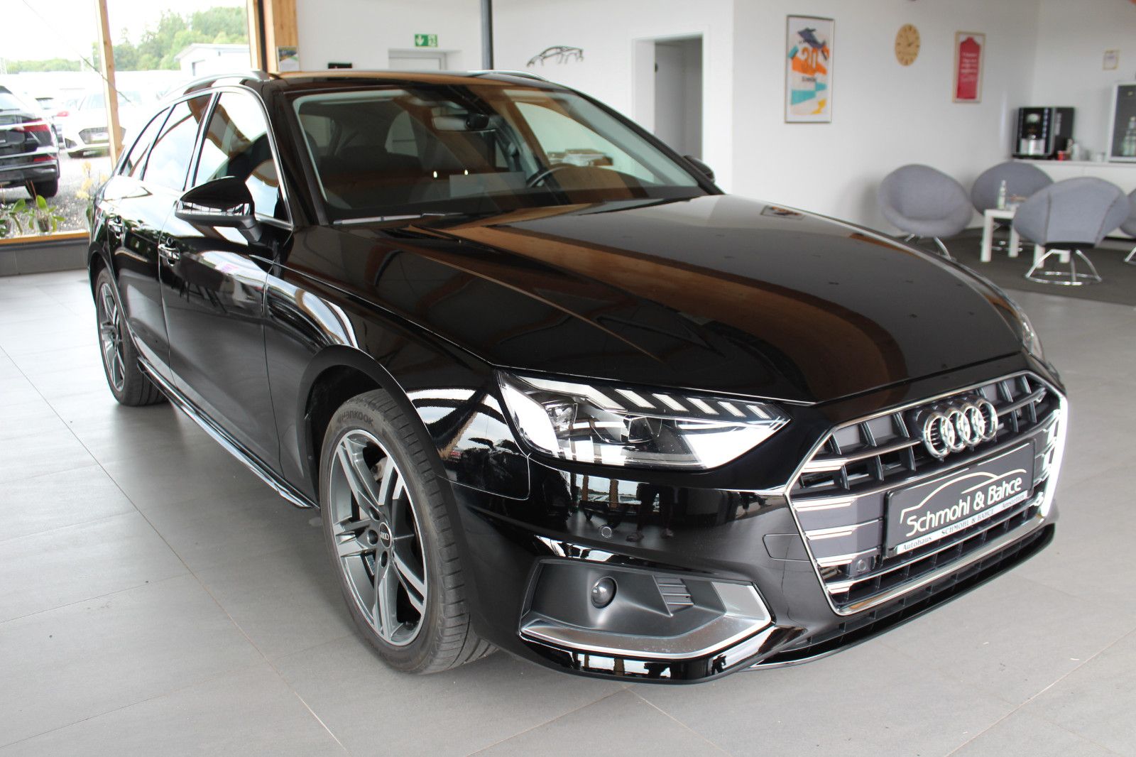 Audi A4 Avant 40 TFSI S tronic advanced - Samsaru's Car Outlet
