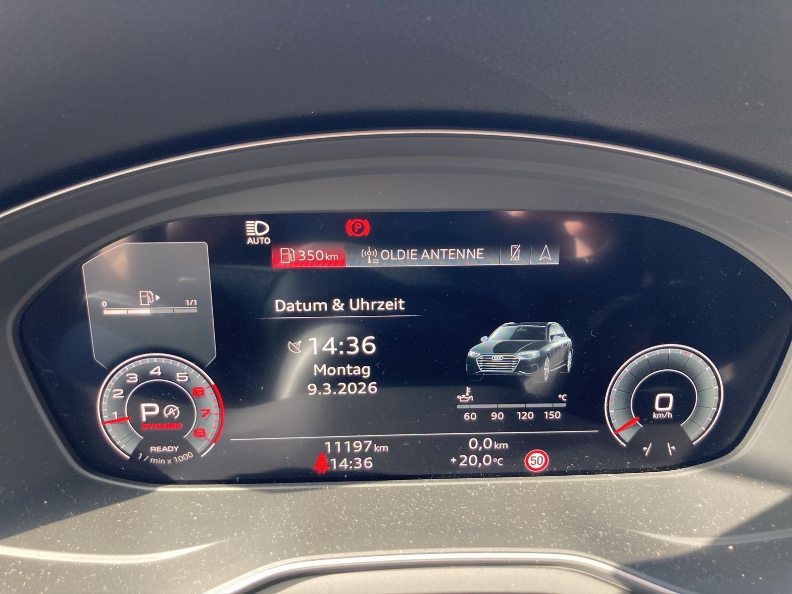 Audi A4 Avant 40 TFSI Q 2x S LINE MATRIX AHK LM19 KAM
