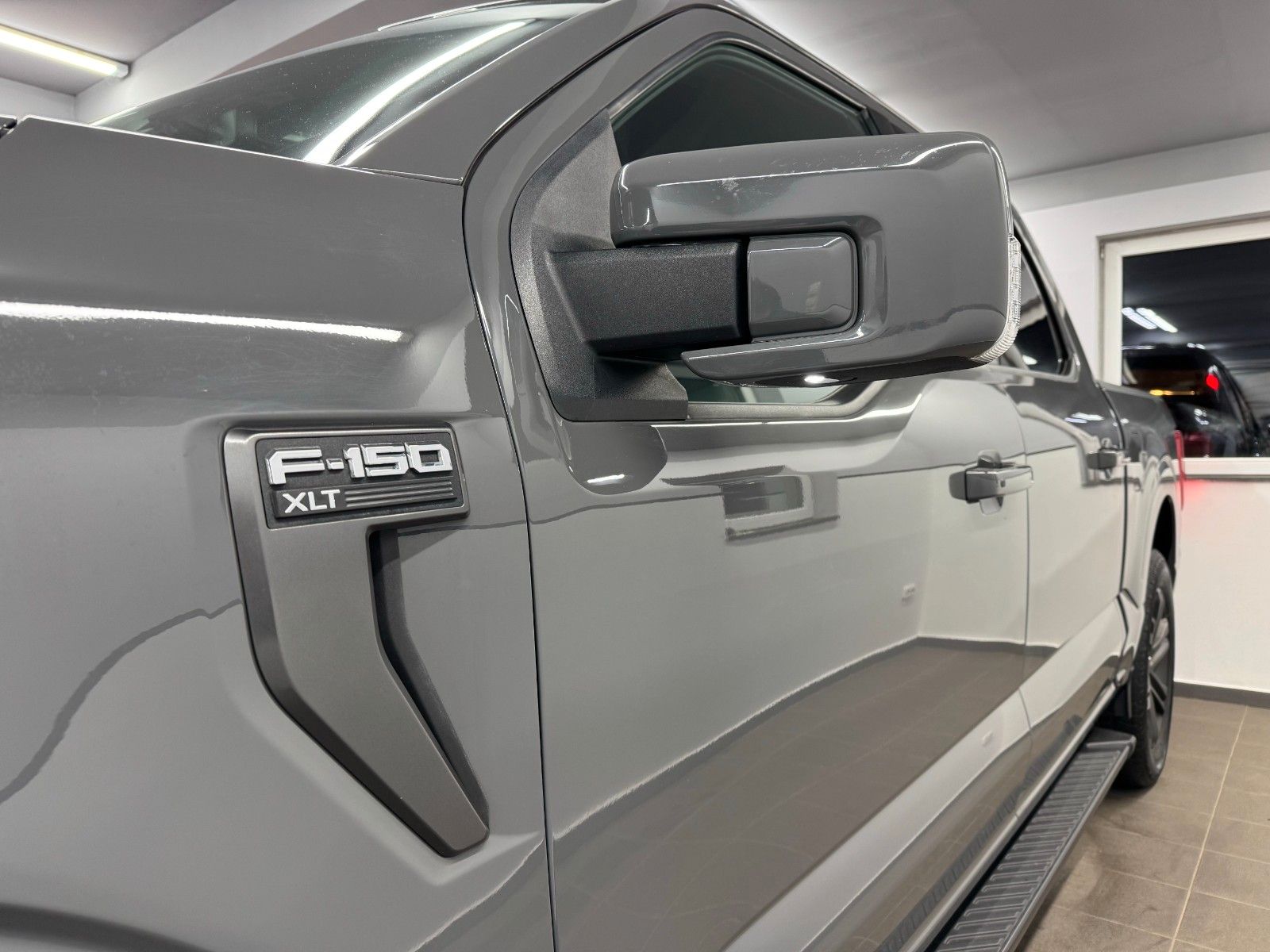Ford F 150 5.0 XLT Supercrew - Samsaru's Car Outlet
