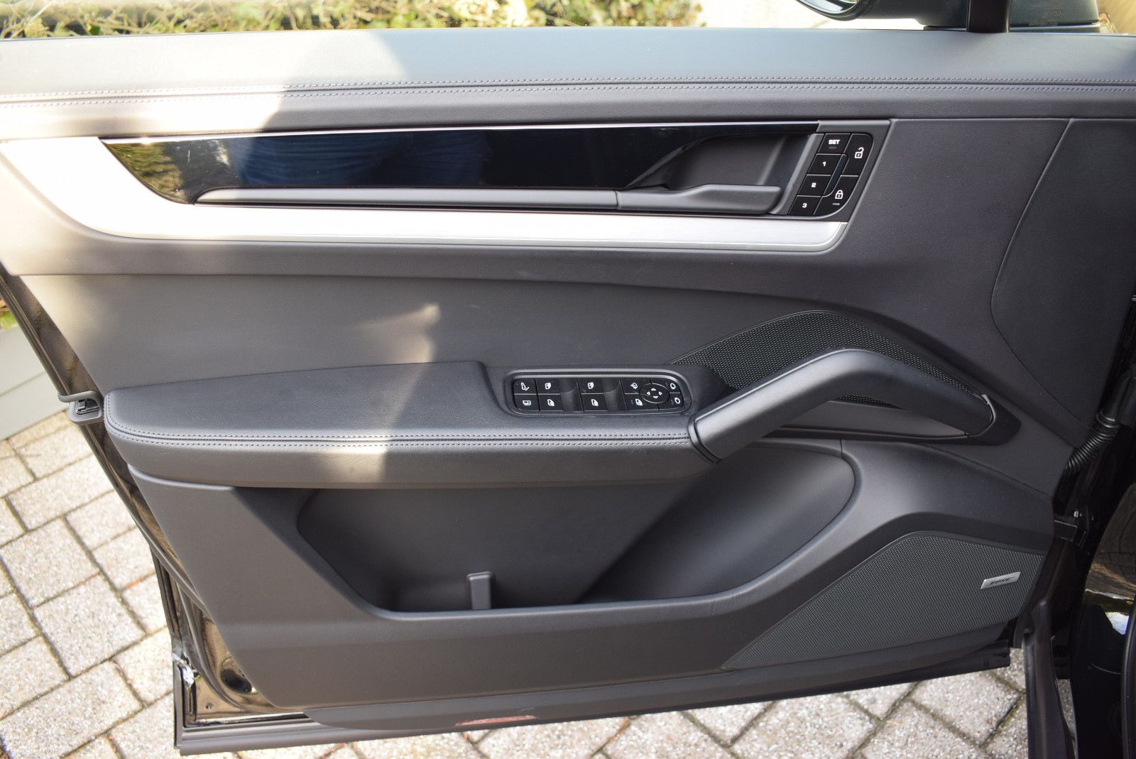 Porsche Cayenne S E-Hybrid BOSE/22"/ACC/AHK/PANO/18-WEGE