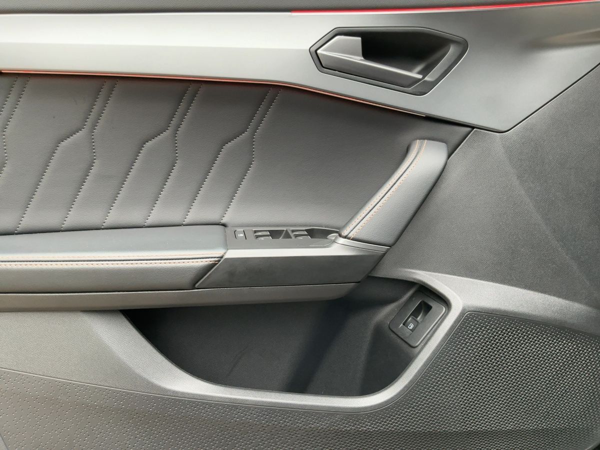 Cupra Formentor VZ 1.4 e-Hybrid DSG LED+NAVI+AHK+DCC