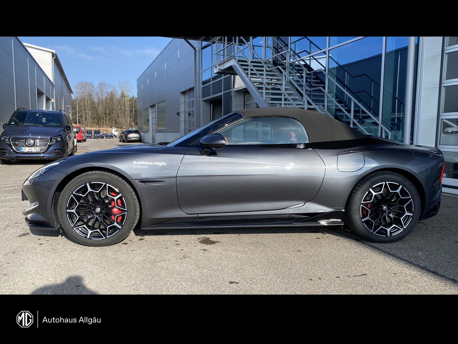 MG Cyberster Roadster ACC 360 Keyl MG iSmart LED