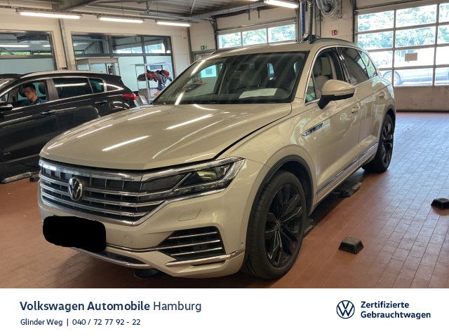 Volkswagen Touareg 3.0 V6 TSI eHybrid Elegance - Samsaru's Car Outlet