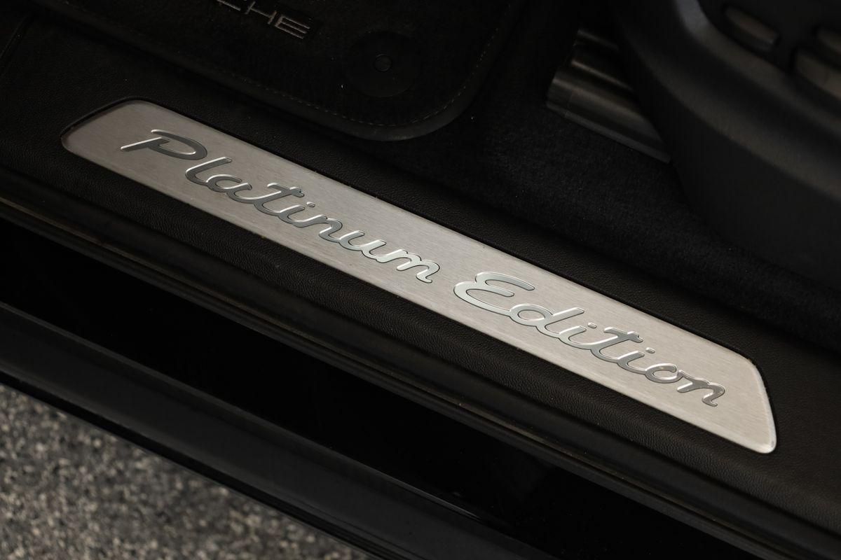Porsche Cayenne E-Hybrid Platinum Edition ACC 360 21 AHK