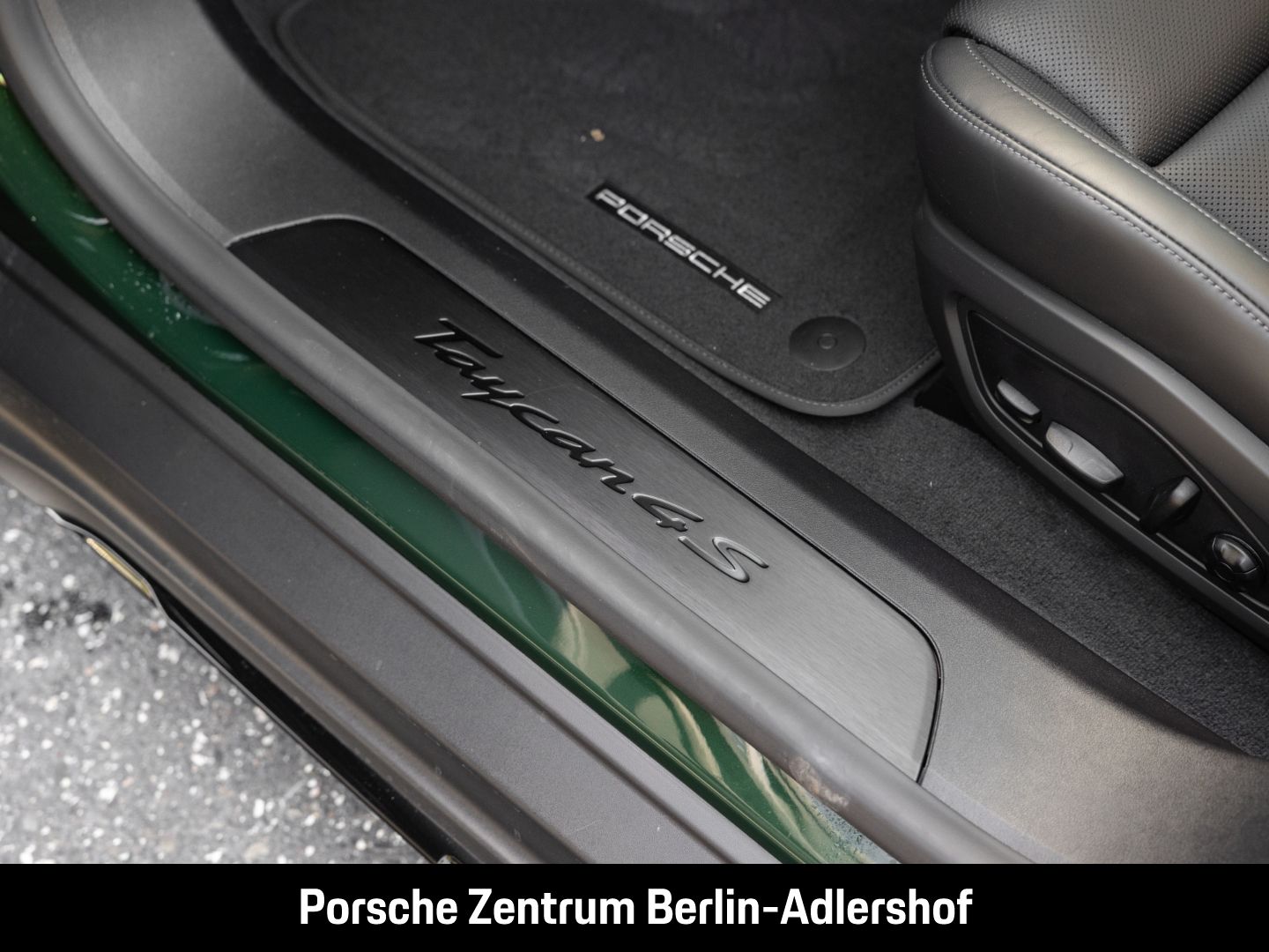 Porsche Taycan 4S Cross Turismo Offroad Paket Soft-Close