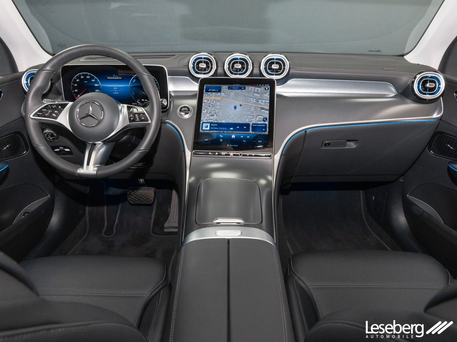 Mercedes-Benz GLC 300 de 4M AVANTGARDE LED /Pano /AHK /Head-Up