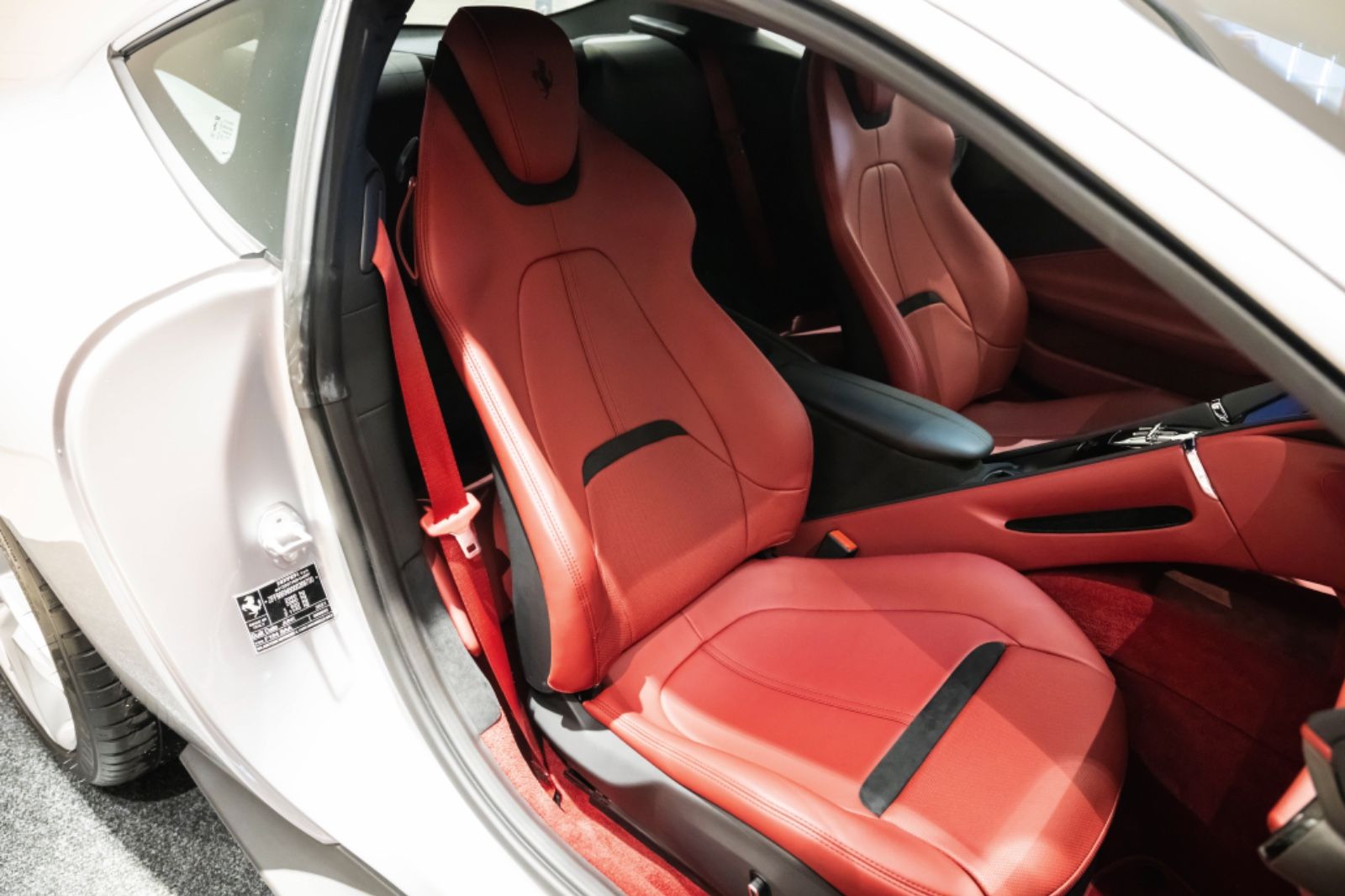 Ferrari Roma - Samsaru's Car Outlet
