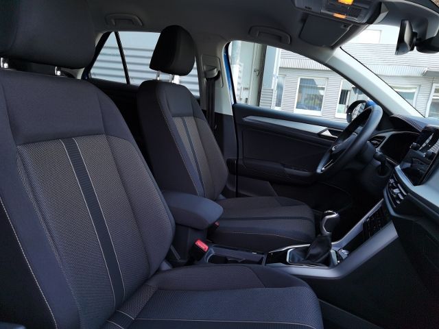 Volkswagen T-Roc 1.5 TSI BMT Life - Samsaru's Car Outlet