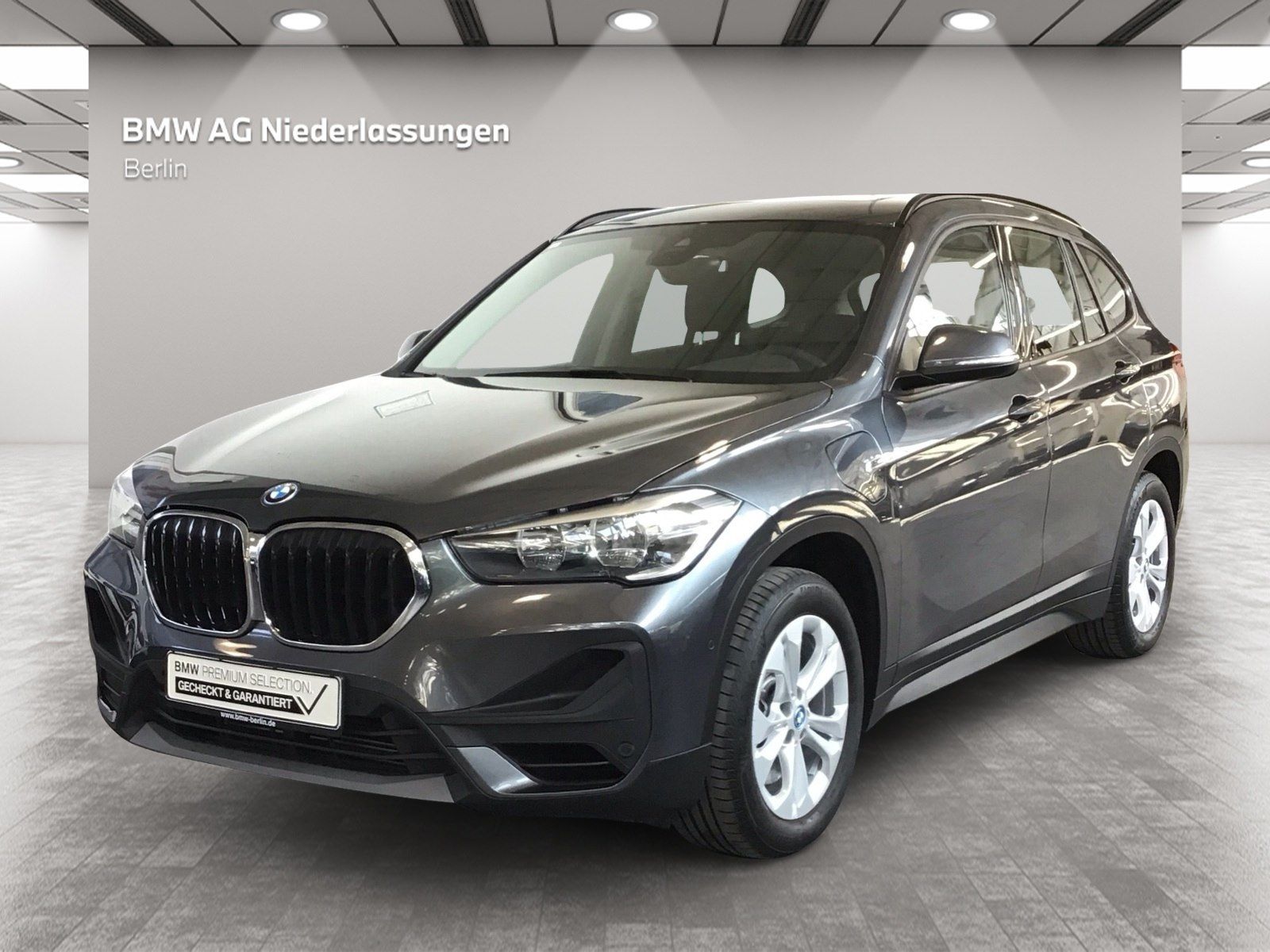 BMW X1 xDrive25e - Samsaru's Car Outlet