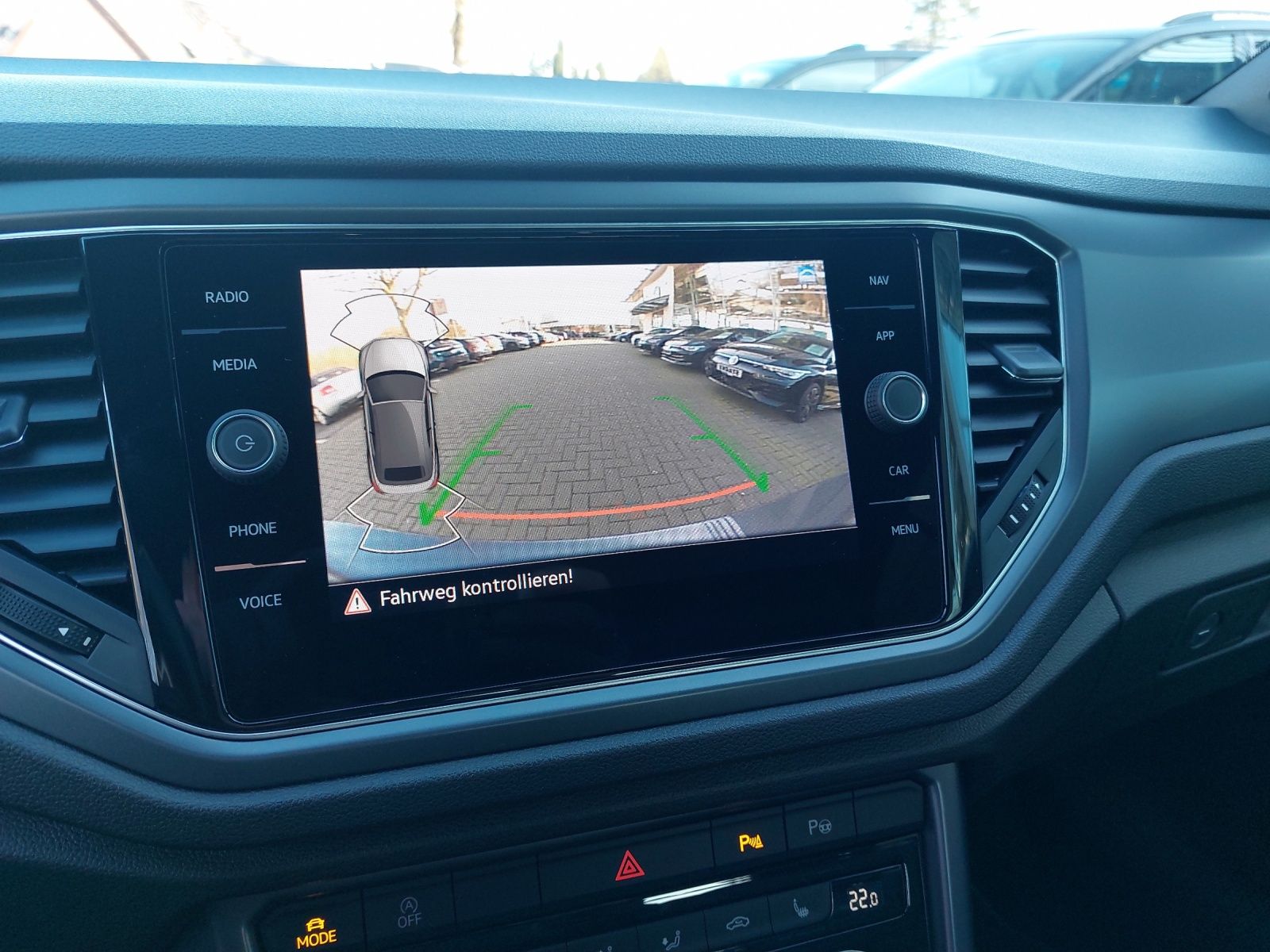 Volkswagen T-Roc R-Line Black - Samsaru's Car Outlet