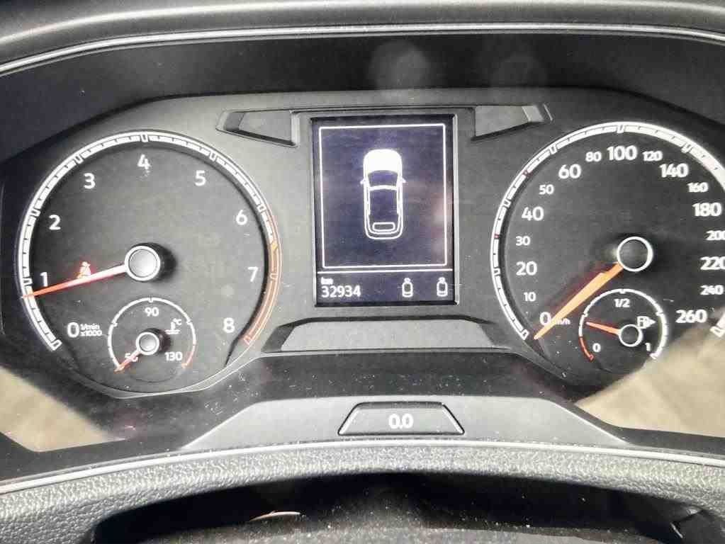 Volkswagen T-Roc 1.5 TSI Active - Samsaru's Car Outlet