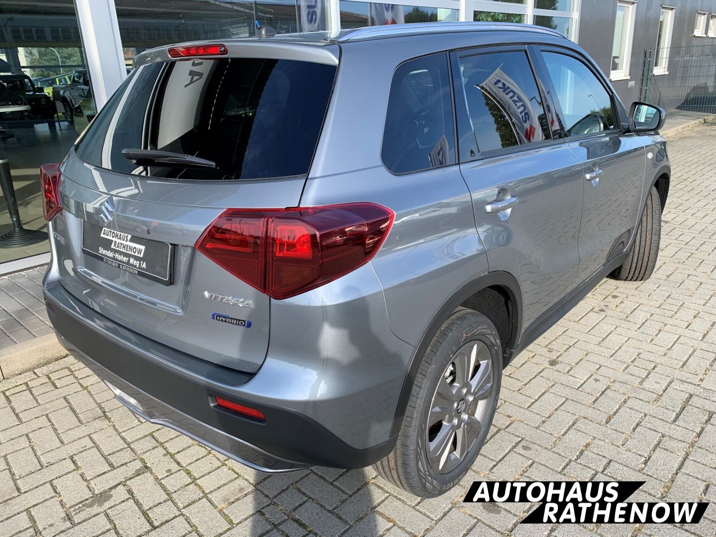 Suzuki Vitara 1.5 Hybrid Comfort Allrad - Samsaru's Car Outlet