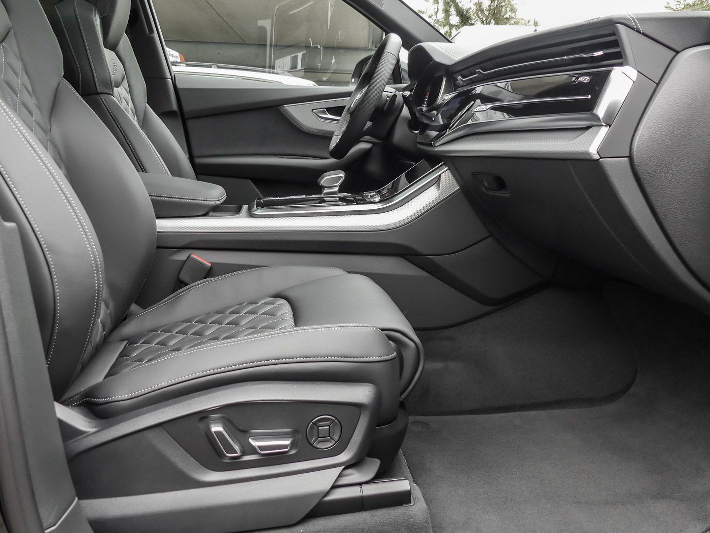 Audi Q7 50 TDI quattro S line +BANG&OLUFSEN+AHK+PANO