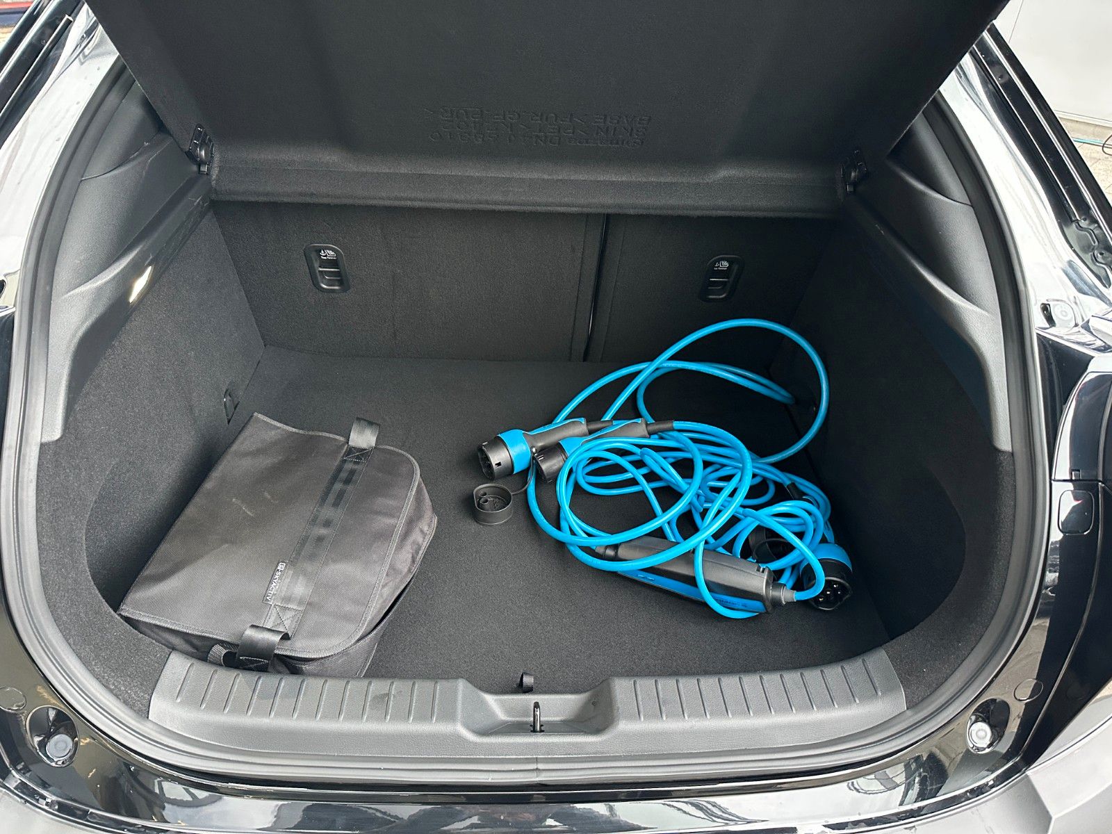 Mazda MX-30 EV Premium-P/MC-P/360°/BOSE/GSD/Garantie