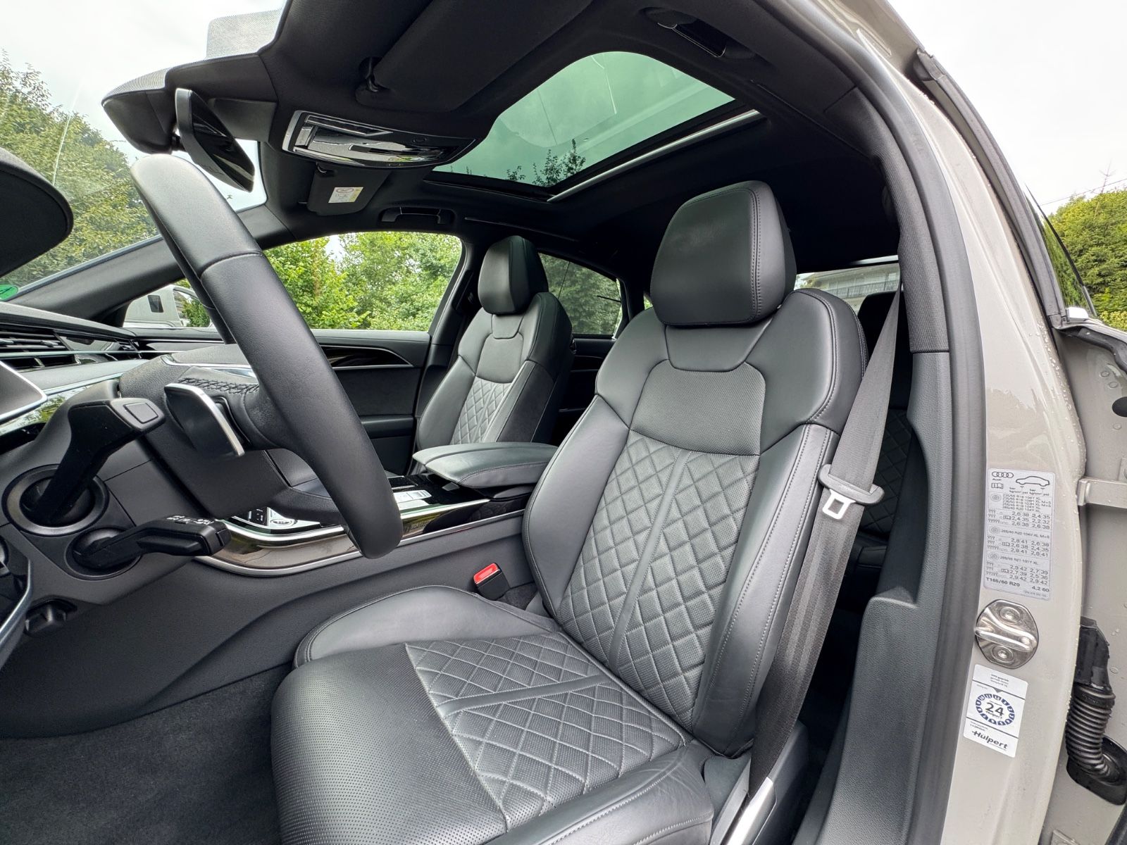 Audi A8 55 TFSI quattro S-line - Samsaru's Car Outlet