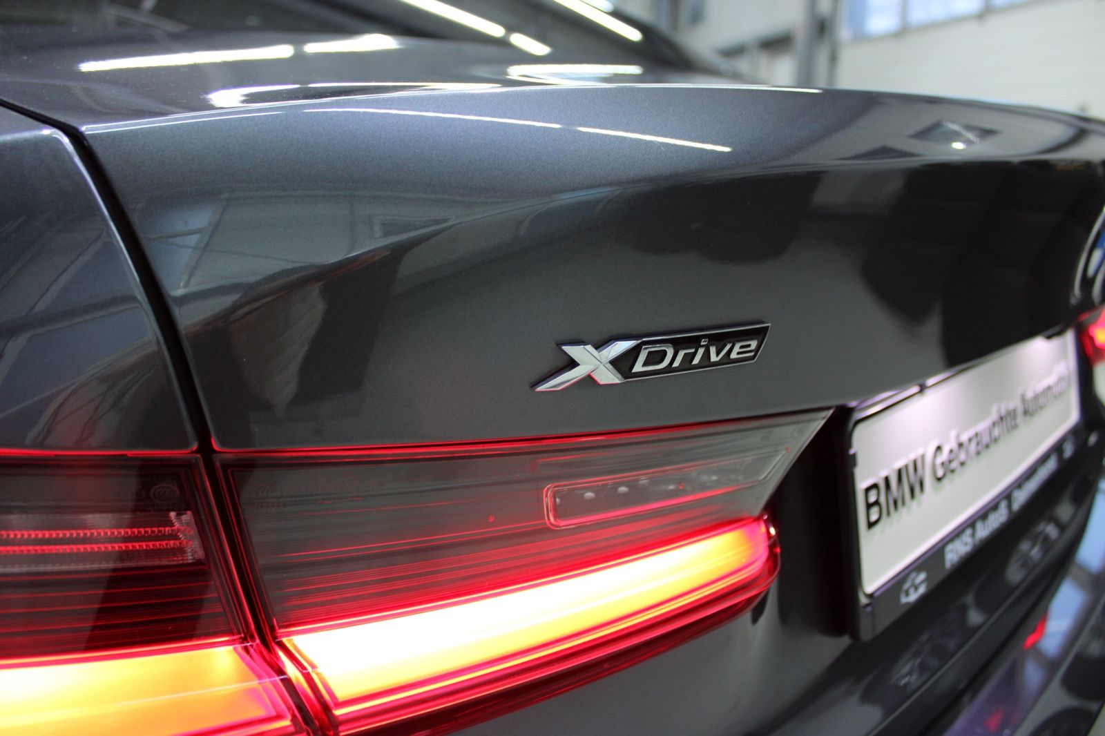 BMW 330e xDrive M Sport,HUD,Leder,H&K,Sport Boost