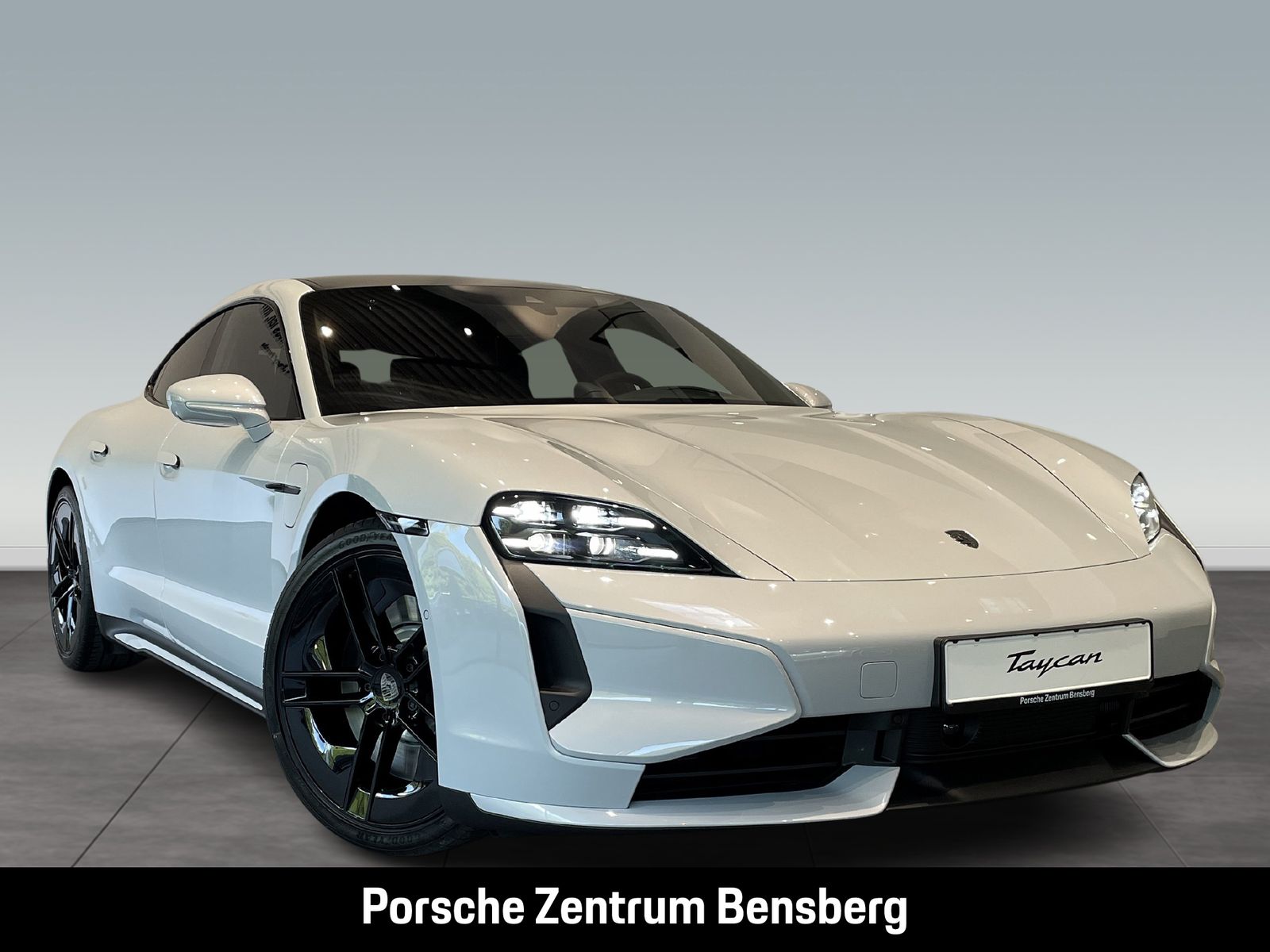 Porsche Taycan Turbo