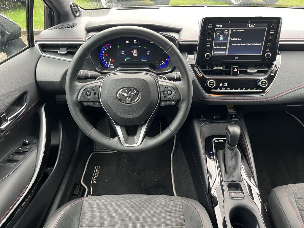 Toyota Corolla 2.0 Hybrid Touring Sports Lounge