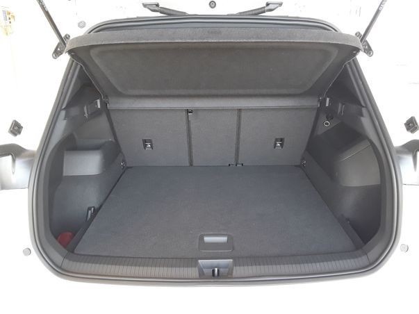 Volkswagen Tiguan R-Line 2.0TDI DSG 4Motion +AHK+LEDER+