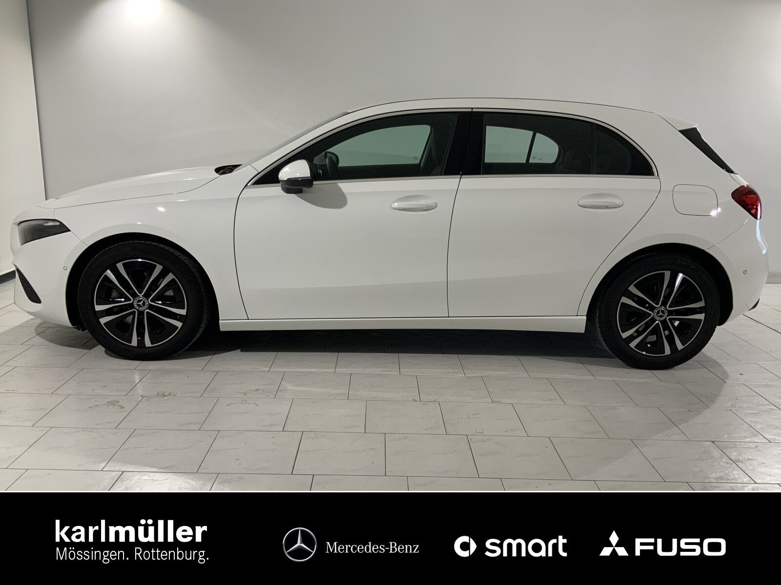 Mercedes-Benz A 180 Progress - Samsaru's Car Outlet