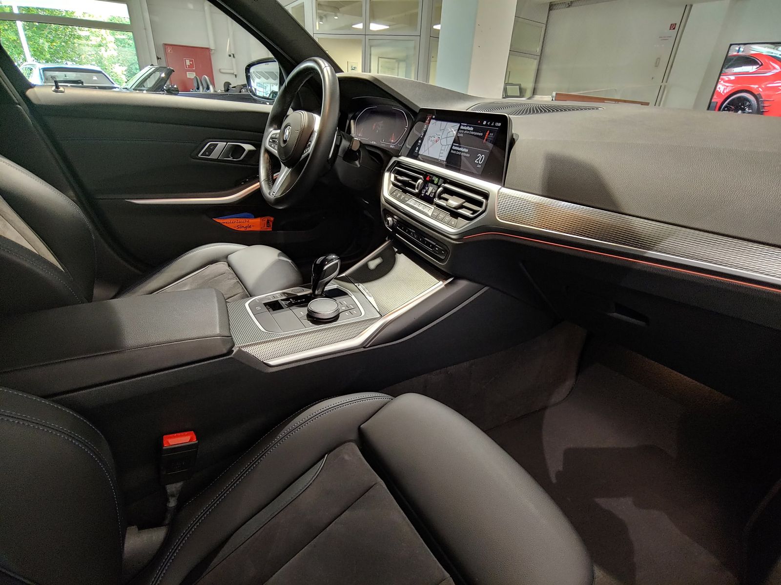 BMW 330d xDrive M Sport - Samsaru's Car Outlet