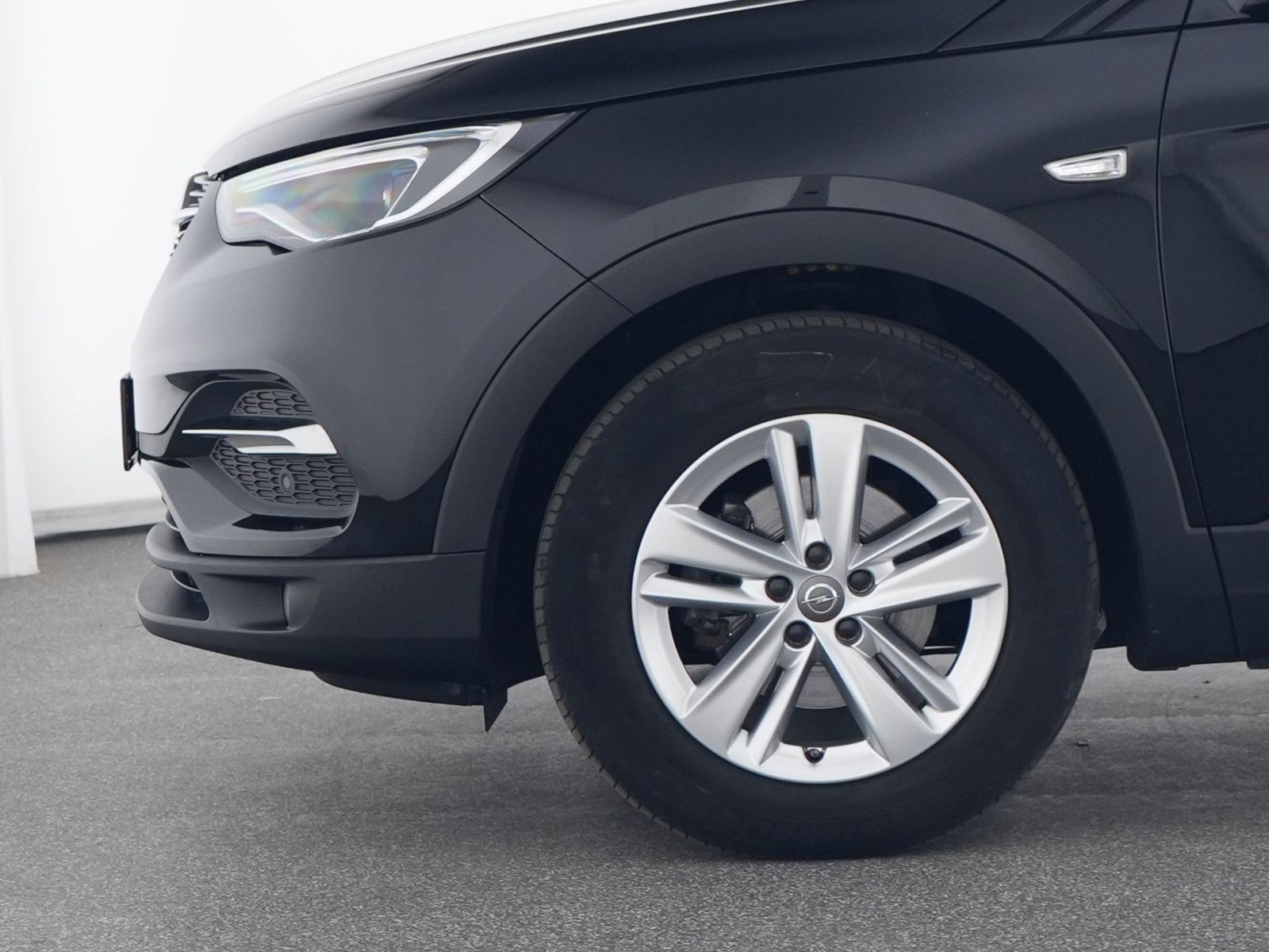Opel Grandland Business Edition - Samsaru's Car Outlet