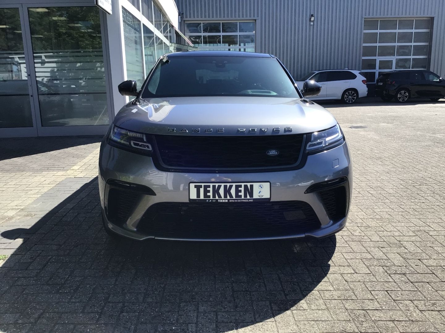 Range Rover Velar SV Autobiography Dynamic - Samsaru's Car Outlet