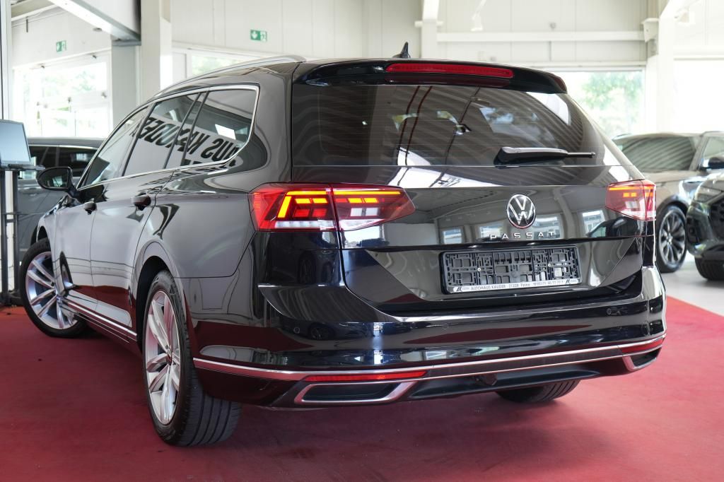 Volkswagen Passat Variant 1.5 TSI DSG Elegance - Samsaru's Car Outlet