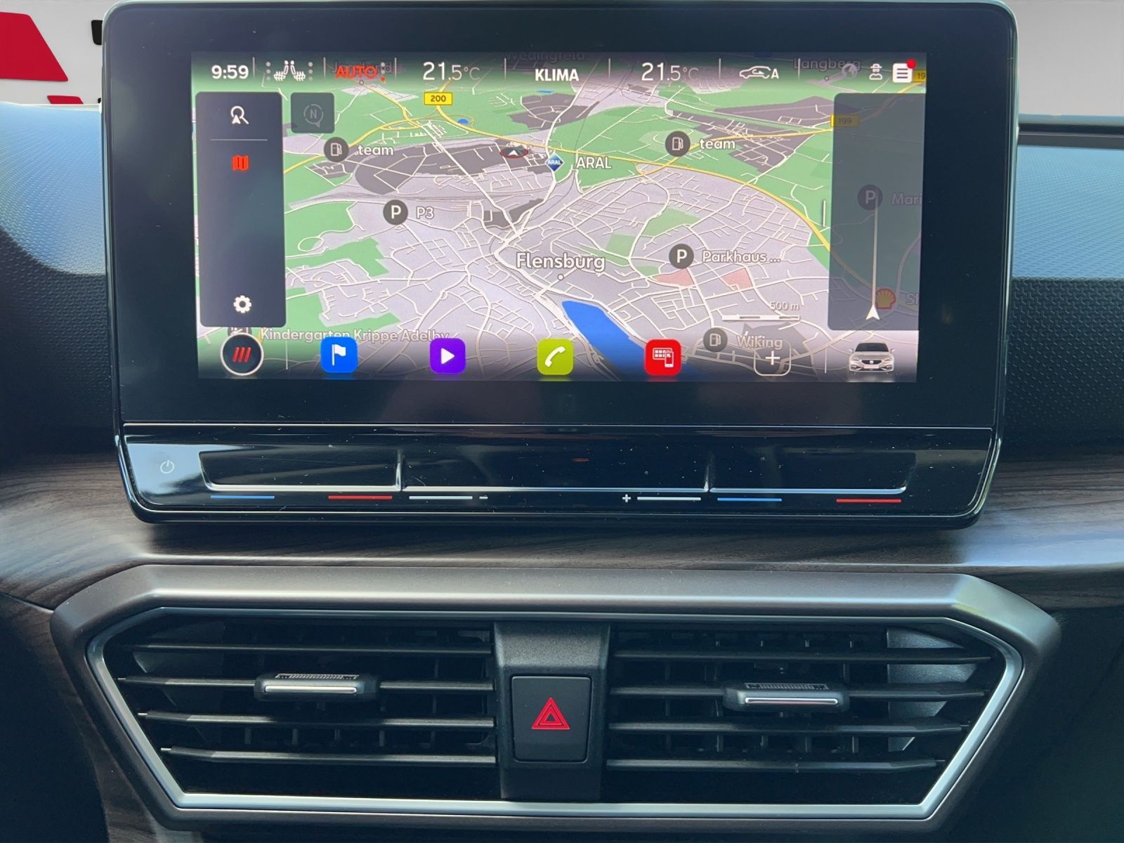 Seat Leon Sportstourer 2.0 TDI DSG Xcellence - Samsaru's Car Outlet