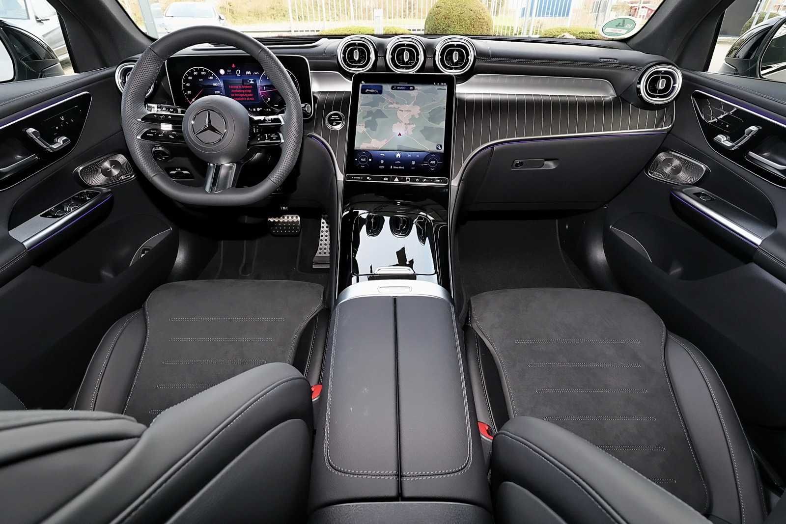 Mercedes-Benz GLC 220 d 4M AMG MBUX+360°+DIG-LED+Pano+AHK+HuD